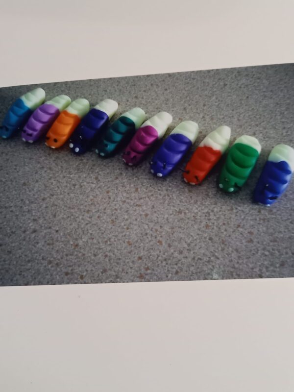 Gloworms - Image 3