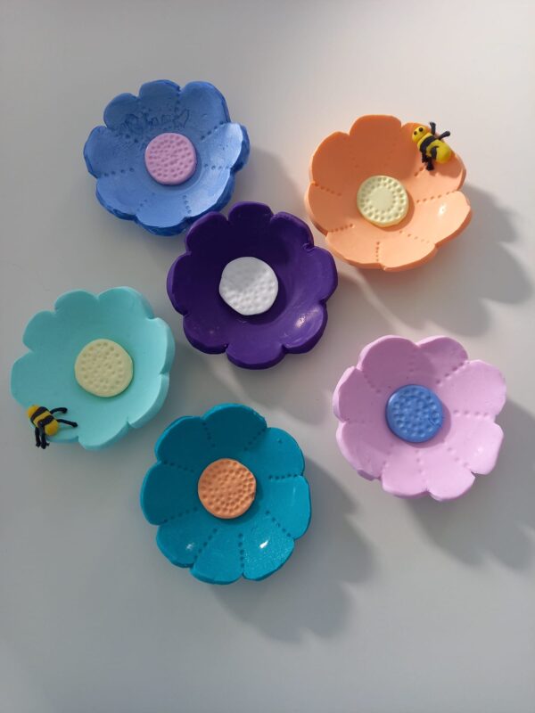 Bee drinking stations